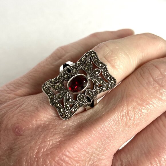 VTG Judith Jack Sterling Silver 925 Art Deco Style Oval Garnet Marcasite Ring - Picture 4 of 16